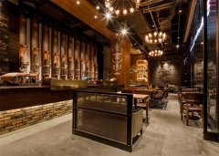 可以或许操纵互动全息成像、虚拟现实、